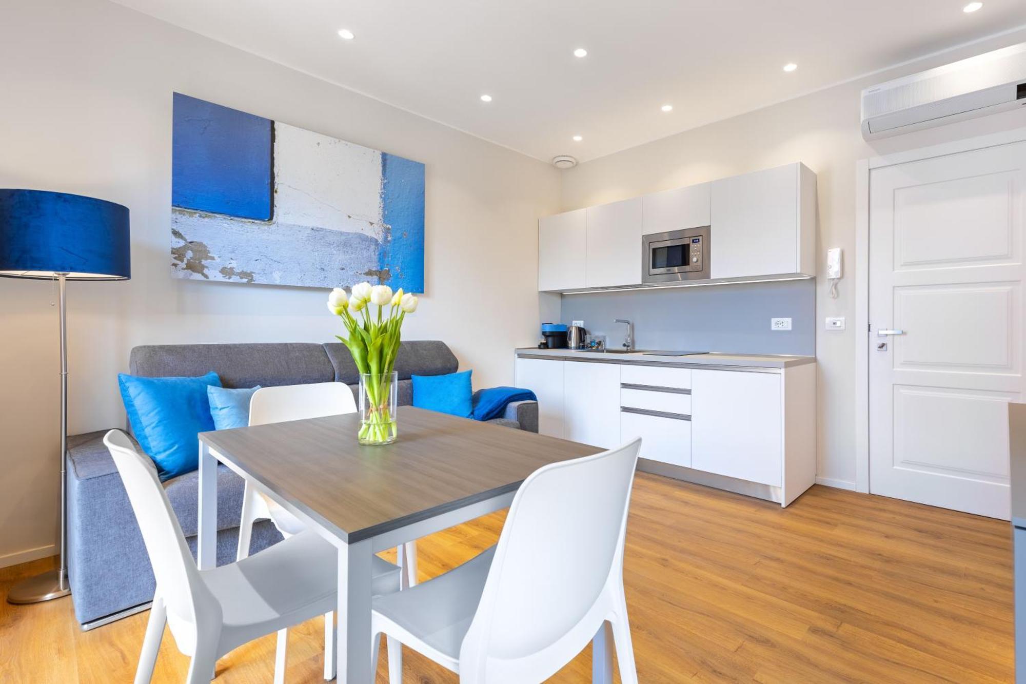 C8 Apartments Asti Exterior foto